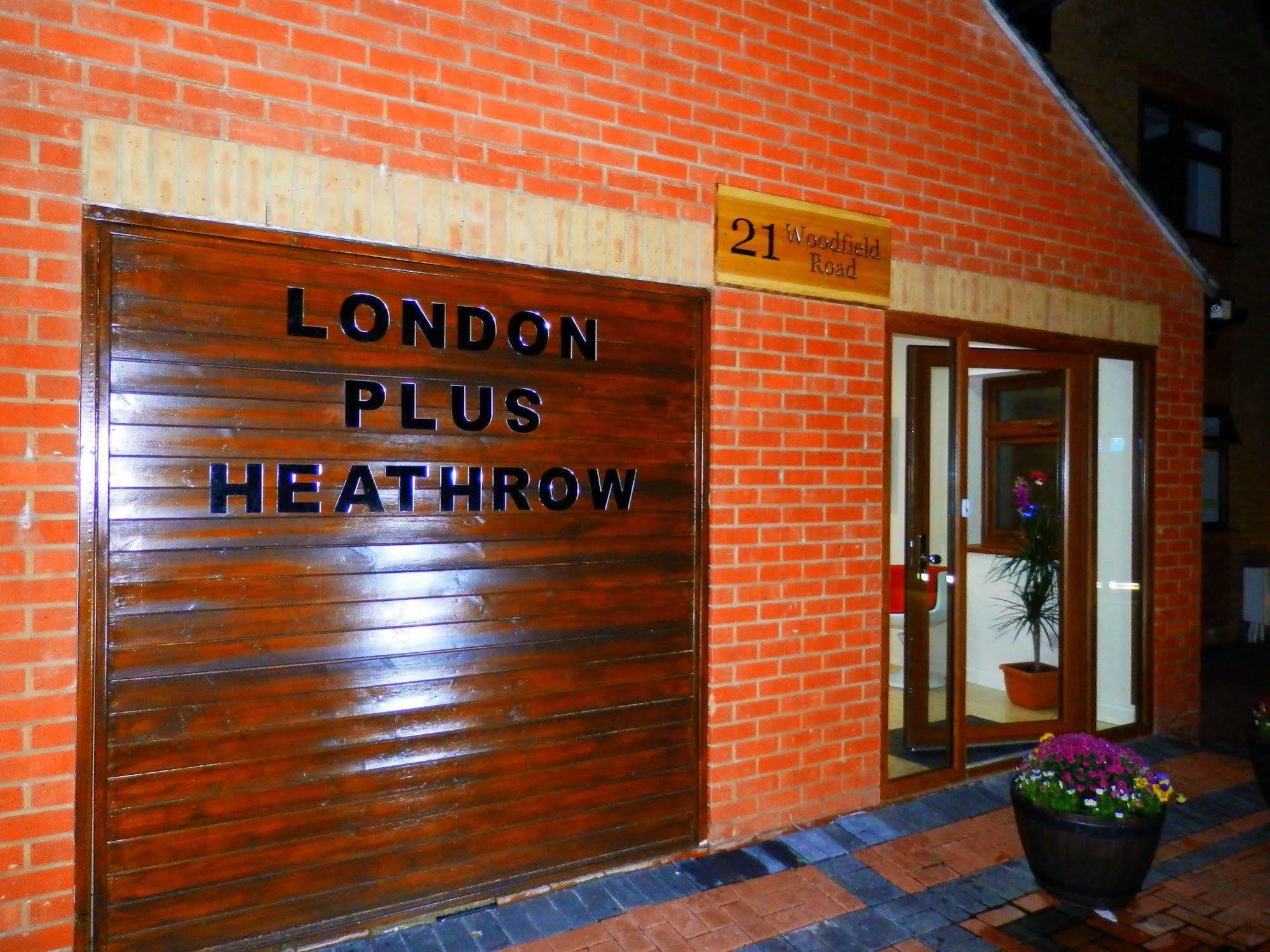 Bed and Breakfast Heathrow Travellers Hub Hounslow Zewnętrze zdjęcie